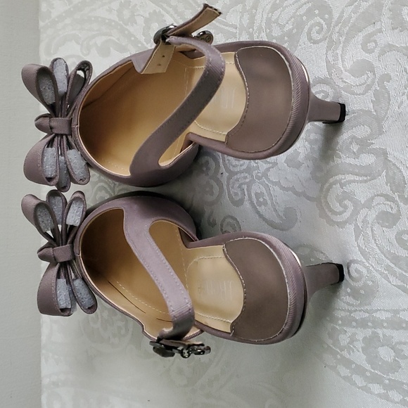 J. Renee Gabino Slingback Shoes New Pewter Powder - Picture 5 of 9